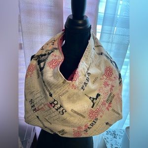 Reversible shoulder/tote.